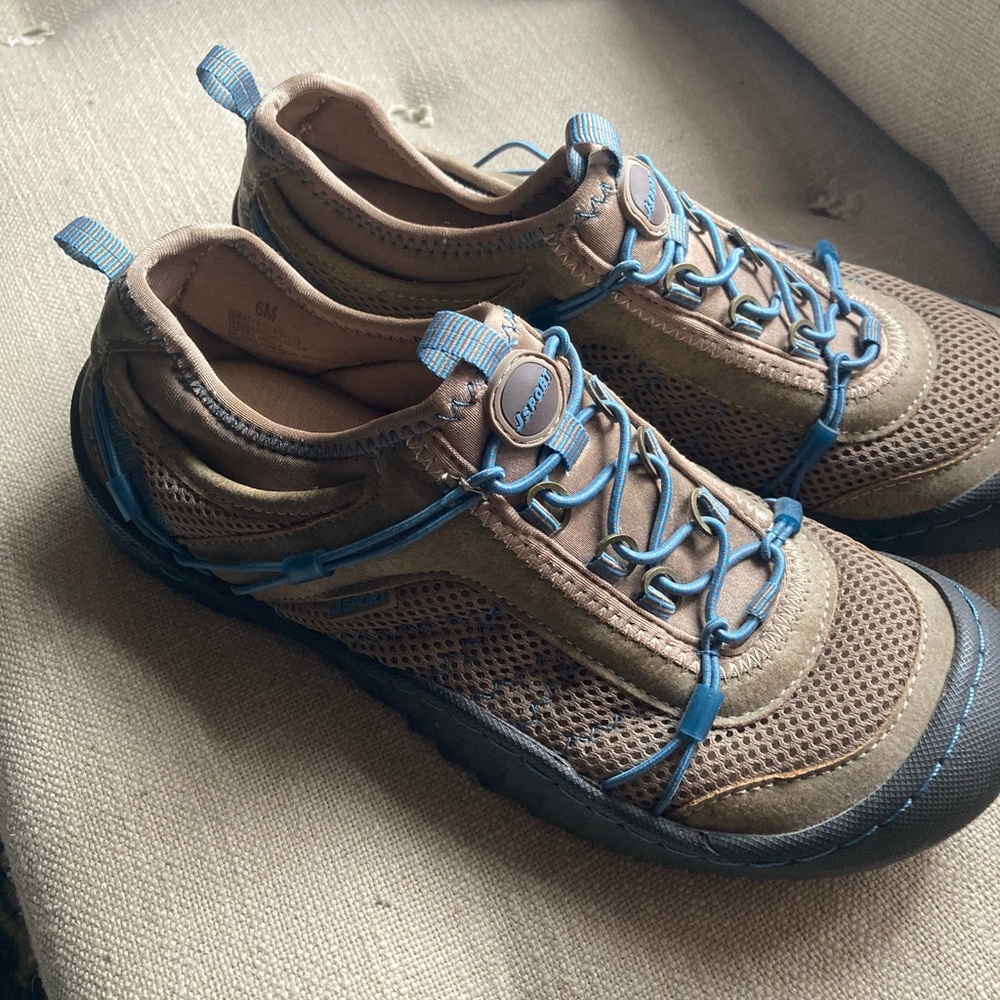 Sz 6 Jsport by Jambu cushioned hiking shoes